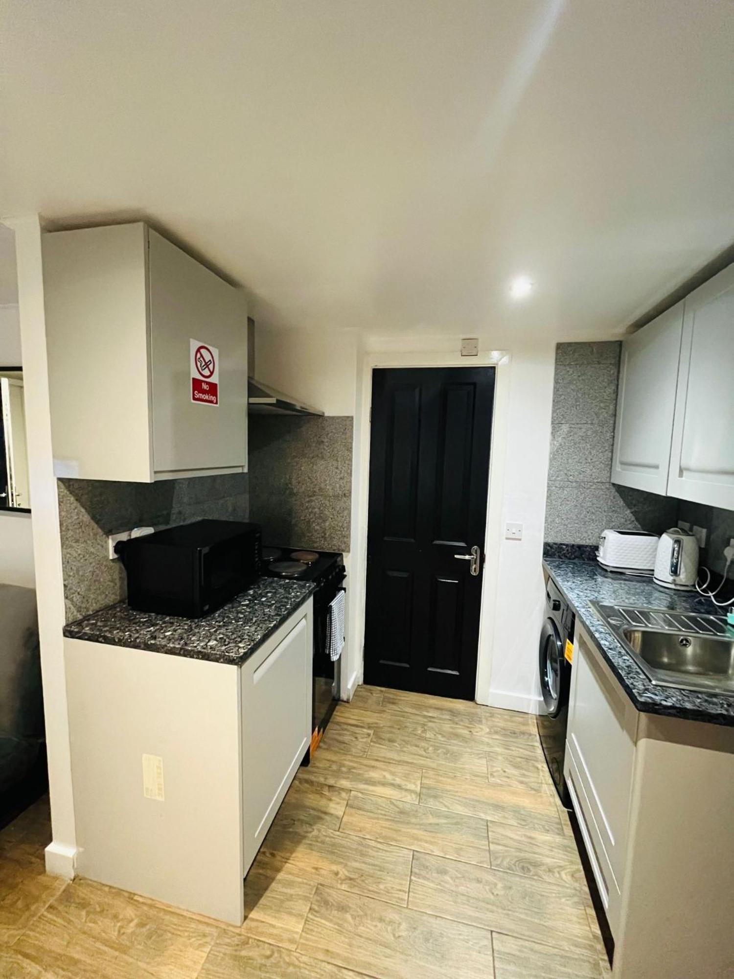 Exclusive Private One Bedroom Suite Londres Exterior foto